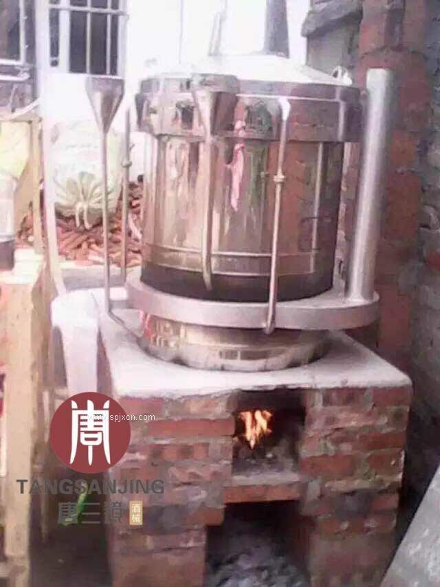 四川唐三鏡酒械釀酒技術工程師王